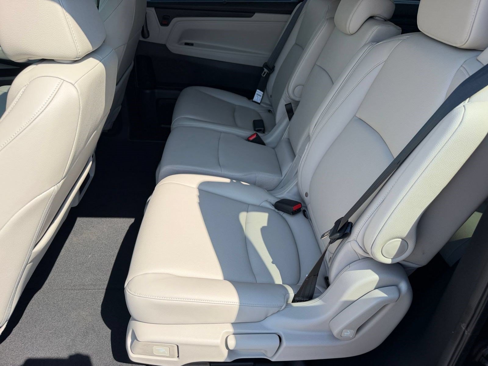 New 2027 Honda Odyssey EX-L image 19
