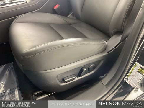 Used 2025 MAZDA CX-30 AWD 2.5 S w/ Preferred Package image 25