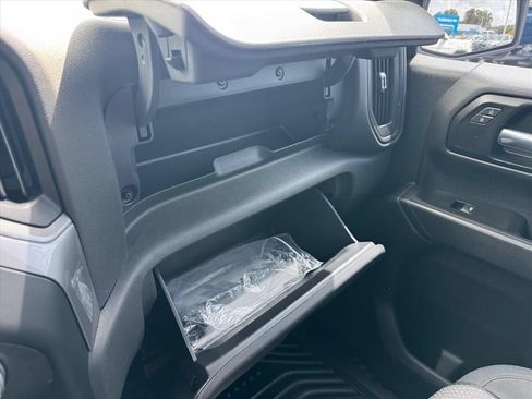 Used 2019 Chevrolet Silverado 1500 Custom AWD/4WD image 25