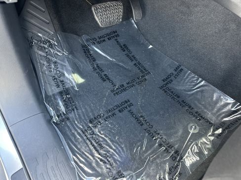 Used 2024 Toyota Tacoma SR5 w/ SR5 Upgrade Package image 30