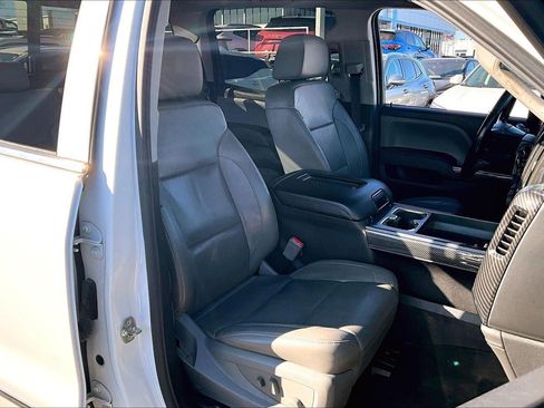 Used 2018 Chevrolet Silverado 1500 LTZ Z71 w/ LTZ Plus Package image 7