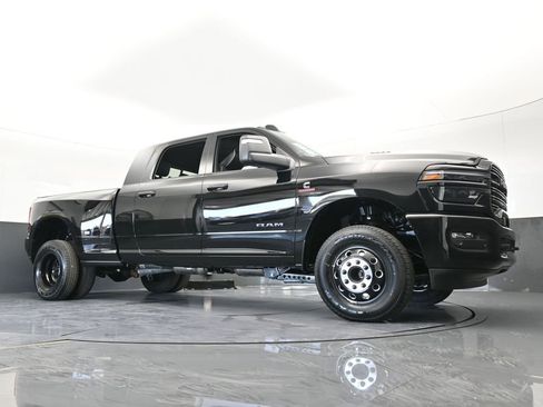 New 2026 RAM 3500 Laramie w/ Night Edition image 69