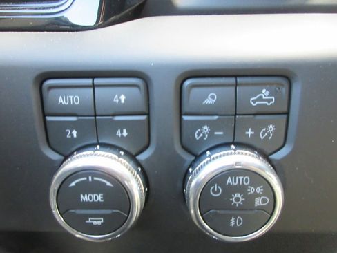 New 2026 GMC Sierra 2500 AT4X AWD/4WD image 18