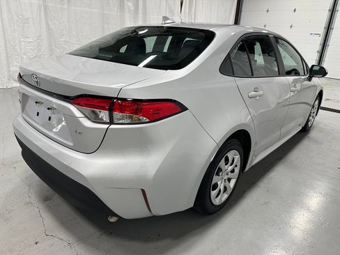 Used 2026 Toyota Corolla LE FWD image 7