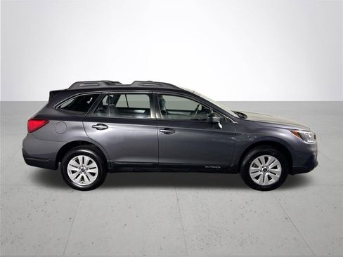 Used 2019 Subaru Outback 2.5i AWD/4WD image 5