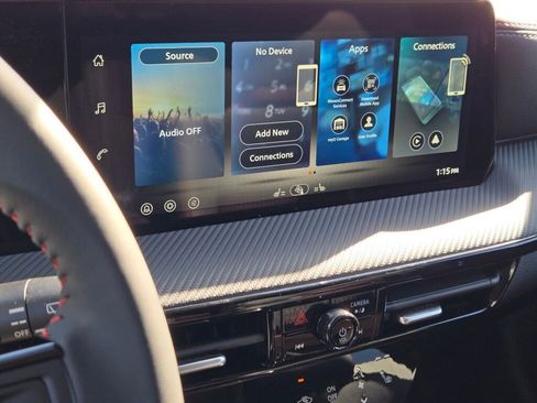 New 2026 Nissan Kicks SR w/ Cold Weather Package image 25