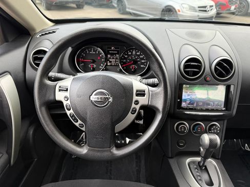 Used 2014 Nissan Rogue S w/ Convenience Package AWD/4WD image 25