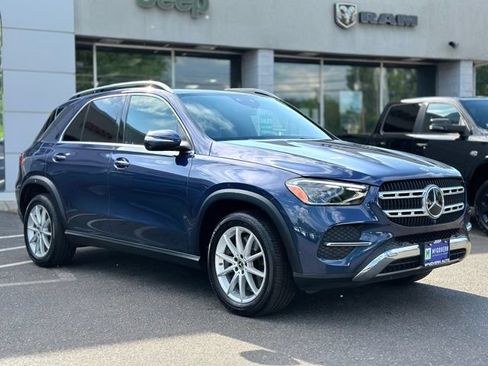 Used 2024 Mercedes-Benz GLE 450e 4MATIC image 8