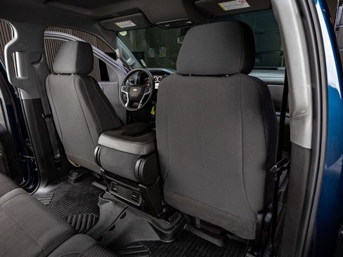 Used 2022 Chevrolet Silverado 2500 Custom w/ Custom Convenience Package image 24