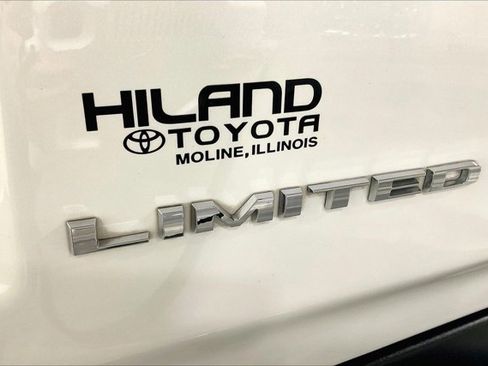 Used 2020 RAM 1500 Limited w/ Bed Utility Group image 8