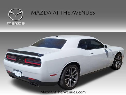 Used 2023 Dodge Challenger R/T image 16