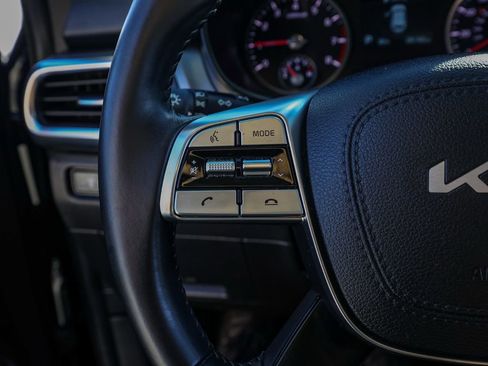 Used 2022 Kia Telluride S image 26