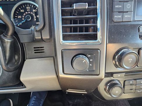 Used 2016 Ford F150 XLT image 21