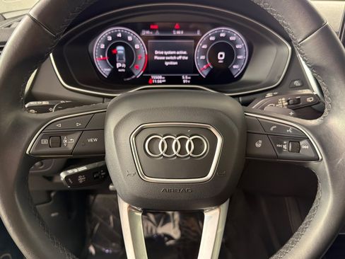 Used 2023 Audi Q5 2.0T Premium Plus w/ Premium Plus Package AWD/4WD image 22