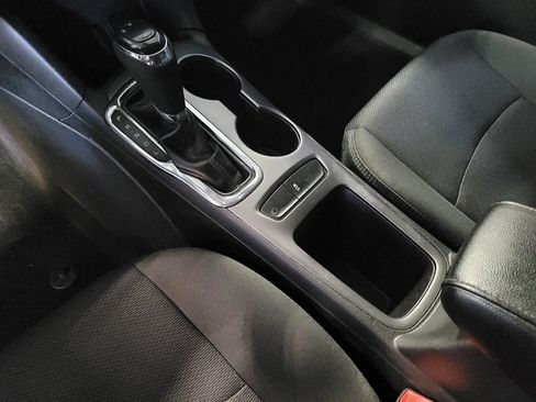 Used 2016 Chevrolet Cruze LT image 26