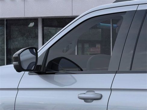 New 2025 Ford Expedition Platinum w/ Stealth Performance Package image 20