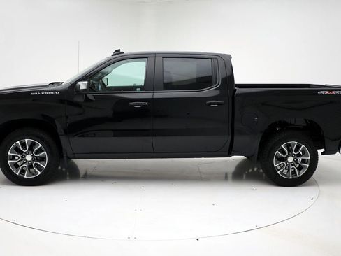 Used 2024 Chevrolet Silverado 1500 LT image 6