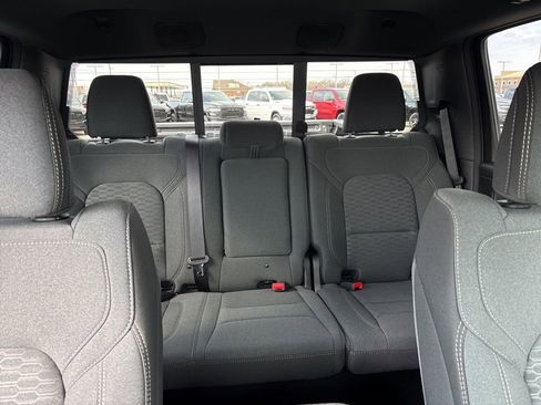 New 2026 RAM 1500 4x4 Crew Cab image 15