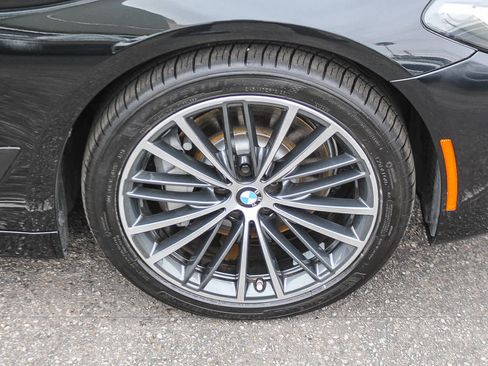 Used 2021 BMW 530i w/ Convenience Package RWD image 9