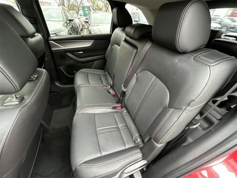 Certified 2025 MAZDA CX-90 3.3 Turbo w/ Preferred Package image 23