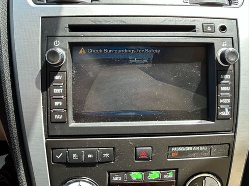 Used 2010 GMC Acadia SLT AWD/4WD image 25