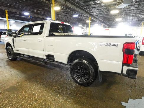 Used 2025 Ford F250 Lariat w/ Lariat Ultimate Package image 4