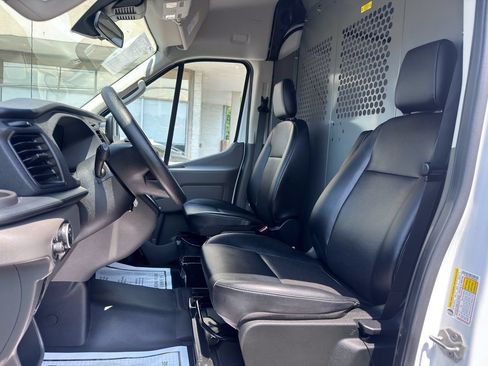 Used 2025 Ford Transit 250 148 Medium Roof Extended AWD image 15