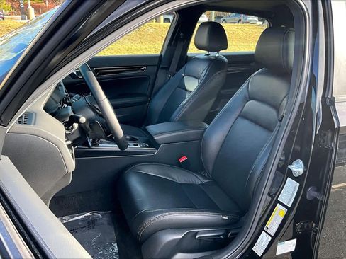 Used 2025 Honda Civic Sport image 8