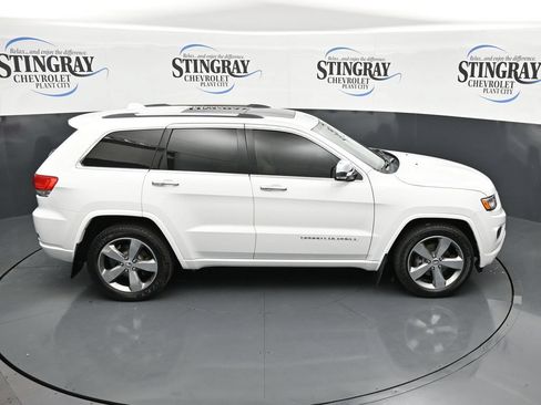 Used 2015 Jeep Grand Cherokee Overland RWD image 25