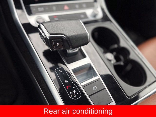 Used 2023 Audi Q7 3.0T Premium w/ Convenience Package AWD/4WD image 28