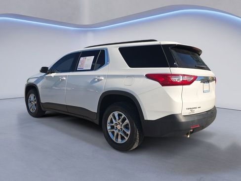 Used 2020 Chevrolet Traverse LT AWD/4WD image 3
