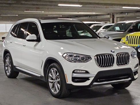 Used 2019 BMW X3 sDrive30i w/ Convenience Package RWD image 3
