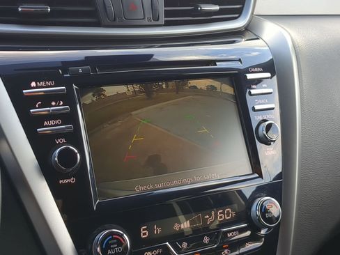 Used 2023 Nissan Murano SV image 23