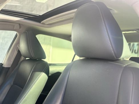 Used 2018 Lexus IS 300 w/ Premium Package image 13