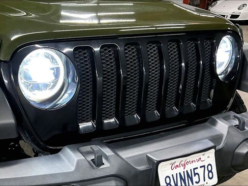 Used 2021 Jeep Wrangler Unlimited Sport image 31