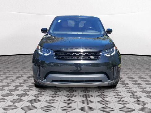 Used 2019 Land Rover Discovery HSE image 2