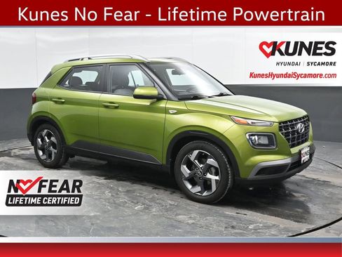 Used 2022 Hyundai Venue SEL image 1
