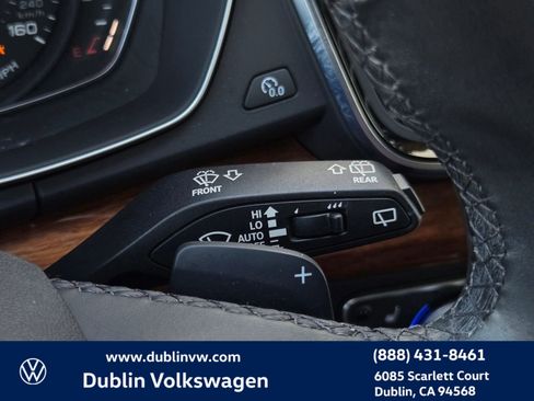 Used 2023 Audi Q5 2.0T Premium w/ Convenience Package AWD/4WD image 23