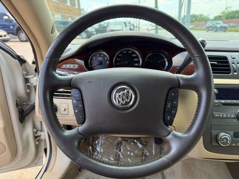 Used 2011 Buick Lucerne CXL FWD image 25