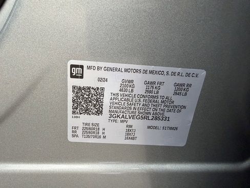 Used 2024 GMC Terrain SLT image 31