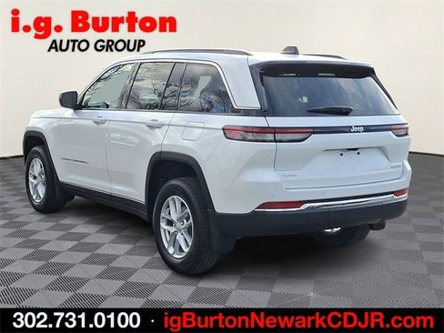 New 2025 Jeep Grand Cherokee Laredo X w/ Luxury Tech Group I image 3