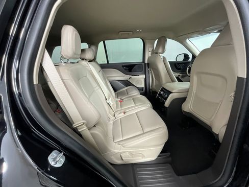 Certified 2023 Lincoln Aviator 2WD image 23