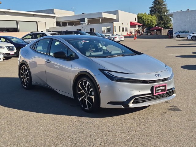 Certified 2026 Toyota Prius Plug-In Hybrid FWD image 3