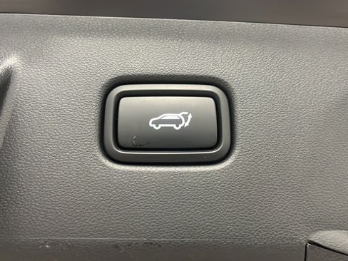 Used 2025 Hyundai Tucson Limited AWD/4WD image 29