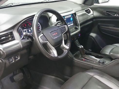 Used 2019 GMC Acadia SLT image 18