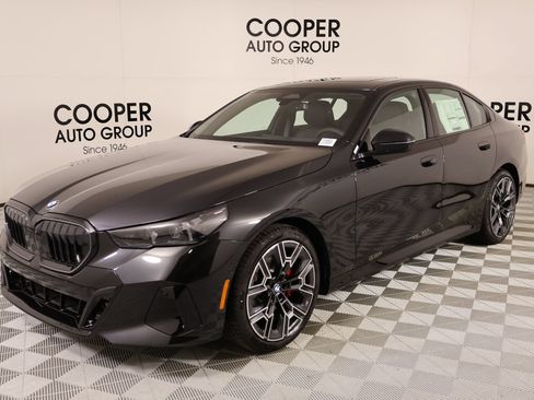 New 2026 BMW 530i xDrive w/ M Sport Package AWD/4WD image 10