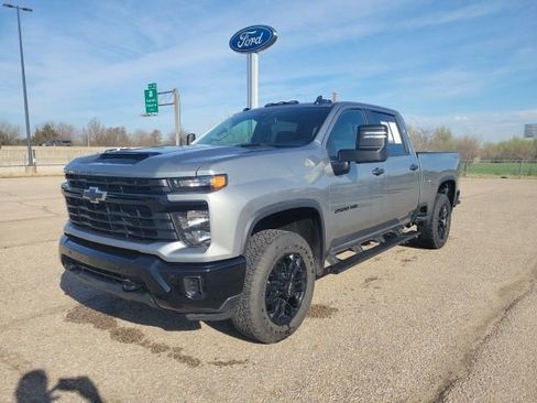 Used 2026 Chevrolet Silverado 2500 Custom w/ Custom Value Package AWD/4WD image 23