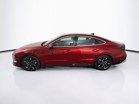 Used 2025 Hyundai Sonata SEL FWD image 4