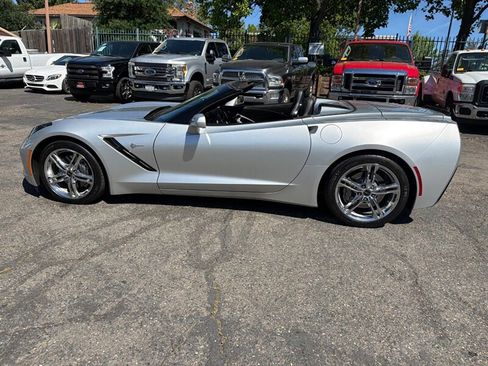 Used 2016 Chevrolet Corvette Stingray Convertible w/ 2LT Preferred Equipment Group RWD image 20