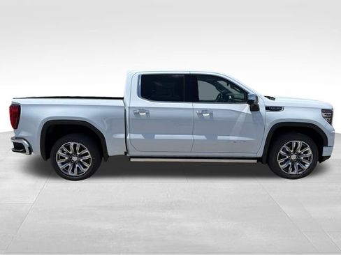New 2026 GMC Sierra 1500 Denali w/ Denali Reserve Package AWD/4WD image 8